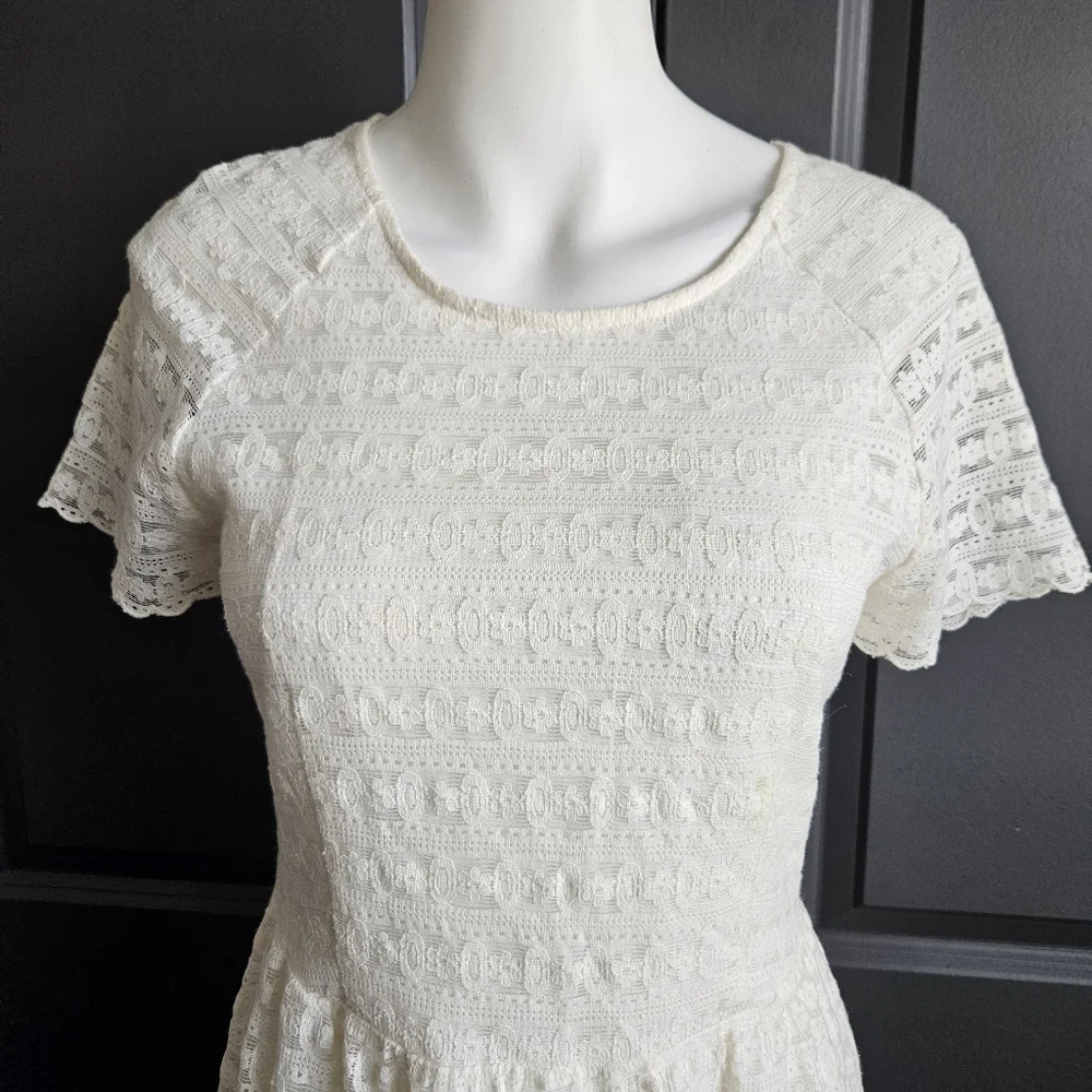 Free People Womens White Lace Overlay‎ Sz 6 Feminine Fairy